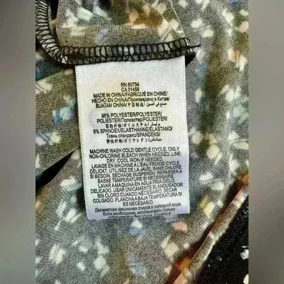 BCBGeneration Dress Size S-Short Racerback with Jersey Moc Wrap Vneck, preowned - Picture 10 of 11